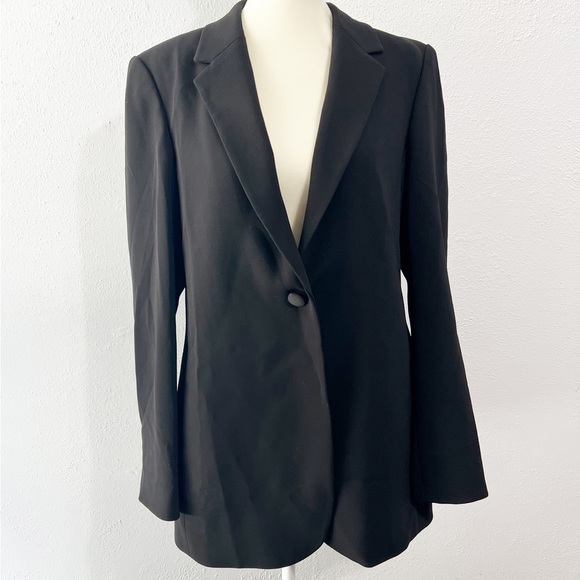 Theory Jackets & Blazers - NWT Theory black Geltha split back blazer size 10
